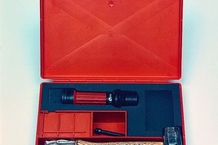 Hiltikoffer mit Inhalt_1